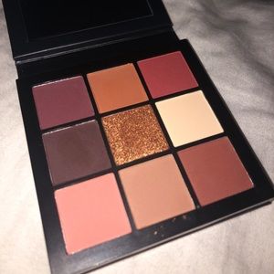 HUDA BEAUTY warm brown palette